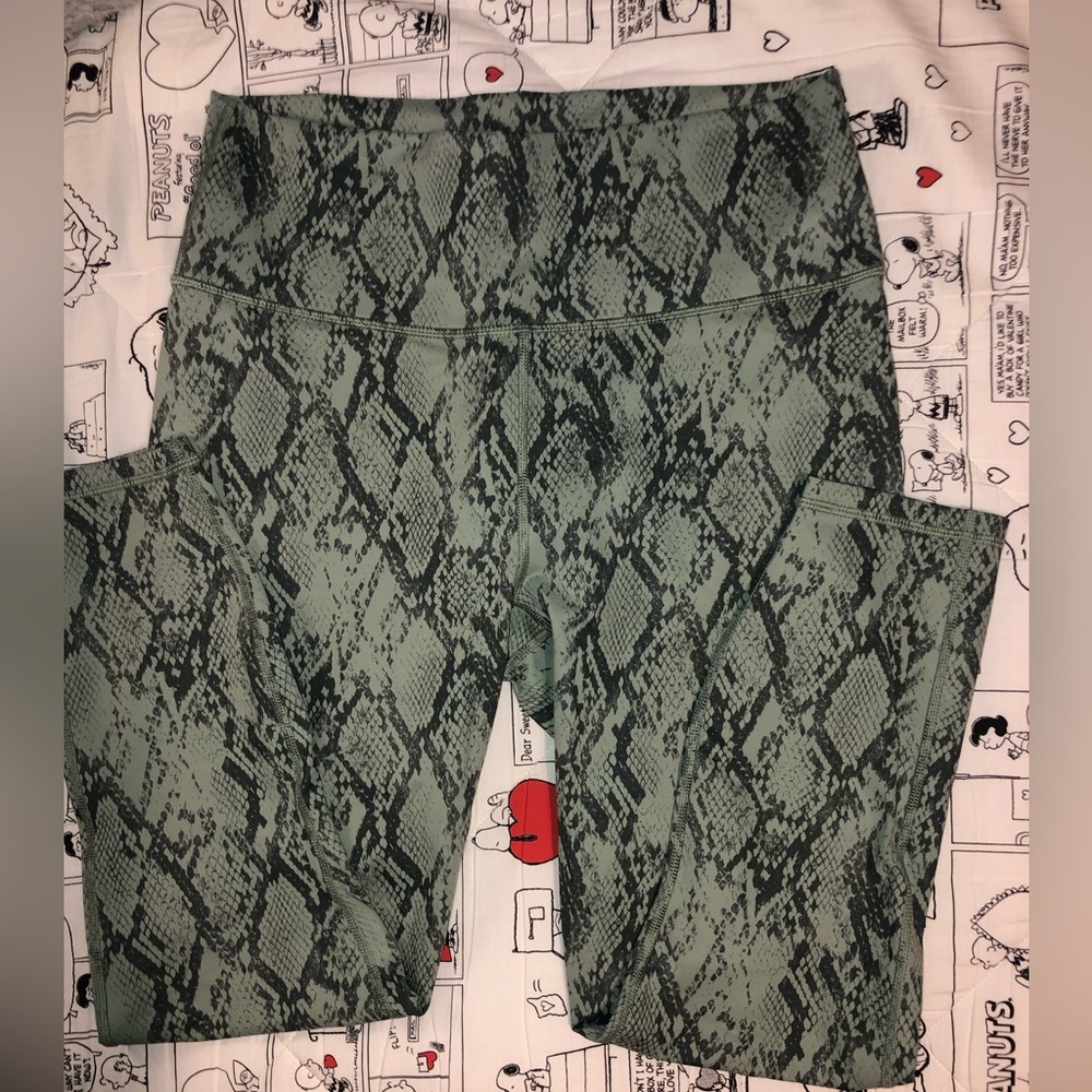 Fabletics Define High Waisted 7/8 Powerhold